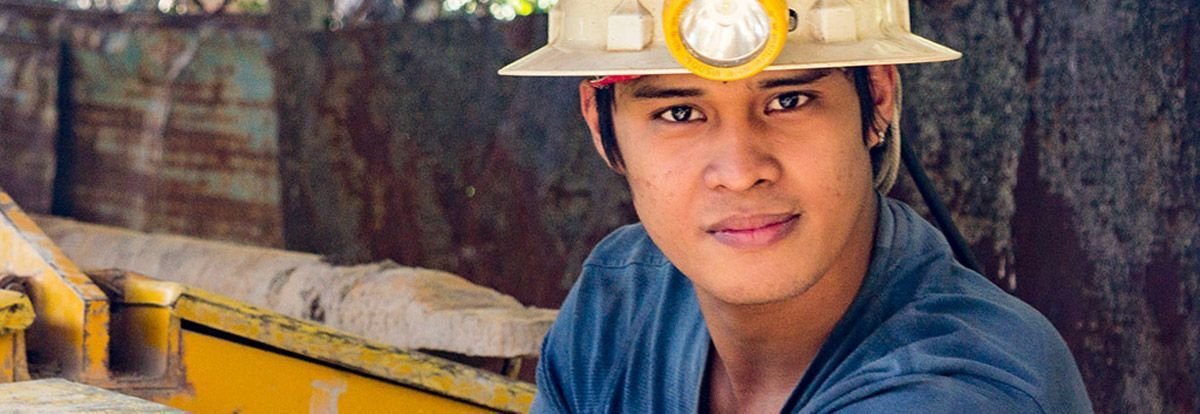¿Cómo difunden la seguridad laboral entre los jóvenes de Filipinas?