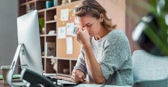 Tips para reducir el síndrome visual informático en el trabajo