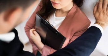 Safe Work Australia recomienda estas acciones para prevenir el acoso sexual en el trabajo