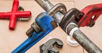 Cuatro consejos para evitar accidentes con herramientas manuales
