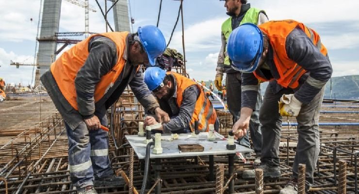 Los trabajadores que hacen actividades vigorosas no son más sanos que los sedentarios