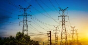 Seguridad eléctrica industrial cómo la tecnología avanzada protege instalaciones críticas en Perú