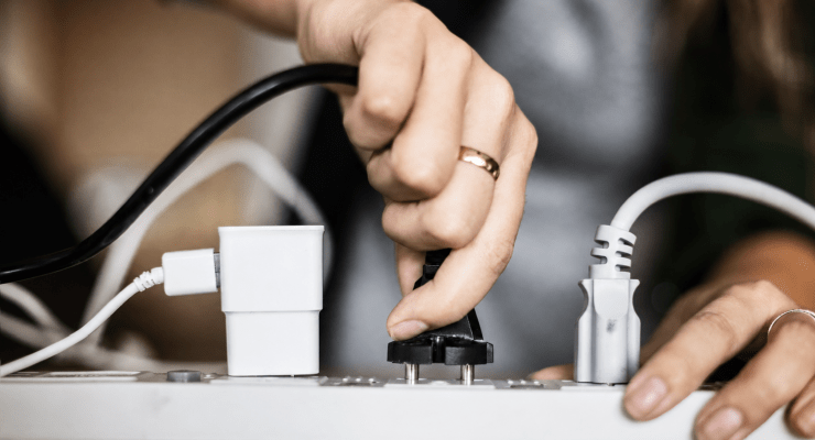 Sobrecarga eléctrica en invierno: riesgos crecientes en instalaciones domésticas